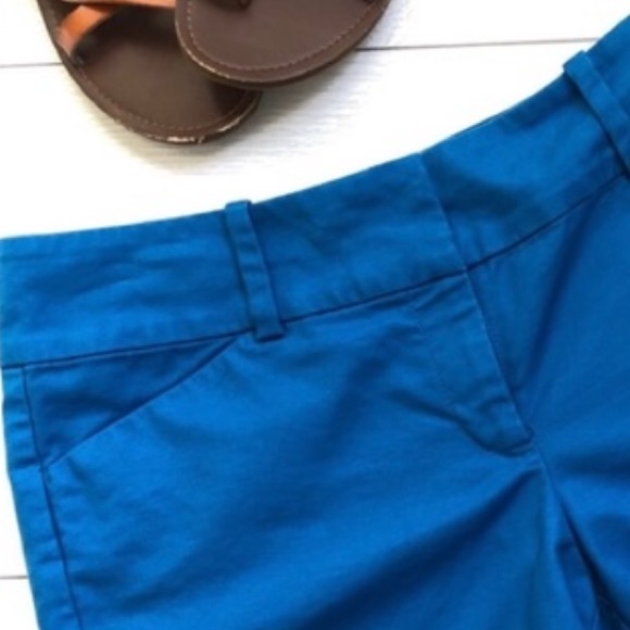 ANN TAYLOR Factory Signature Royal Blue Flat Front Mid Rise Trouser Shor… - Picture 6 of 6